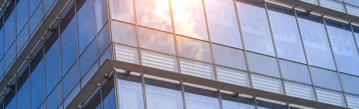 UV-Resistant Glass Experts in New Smyrna Beach, FL